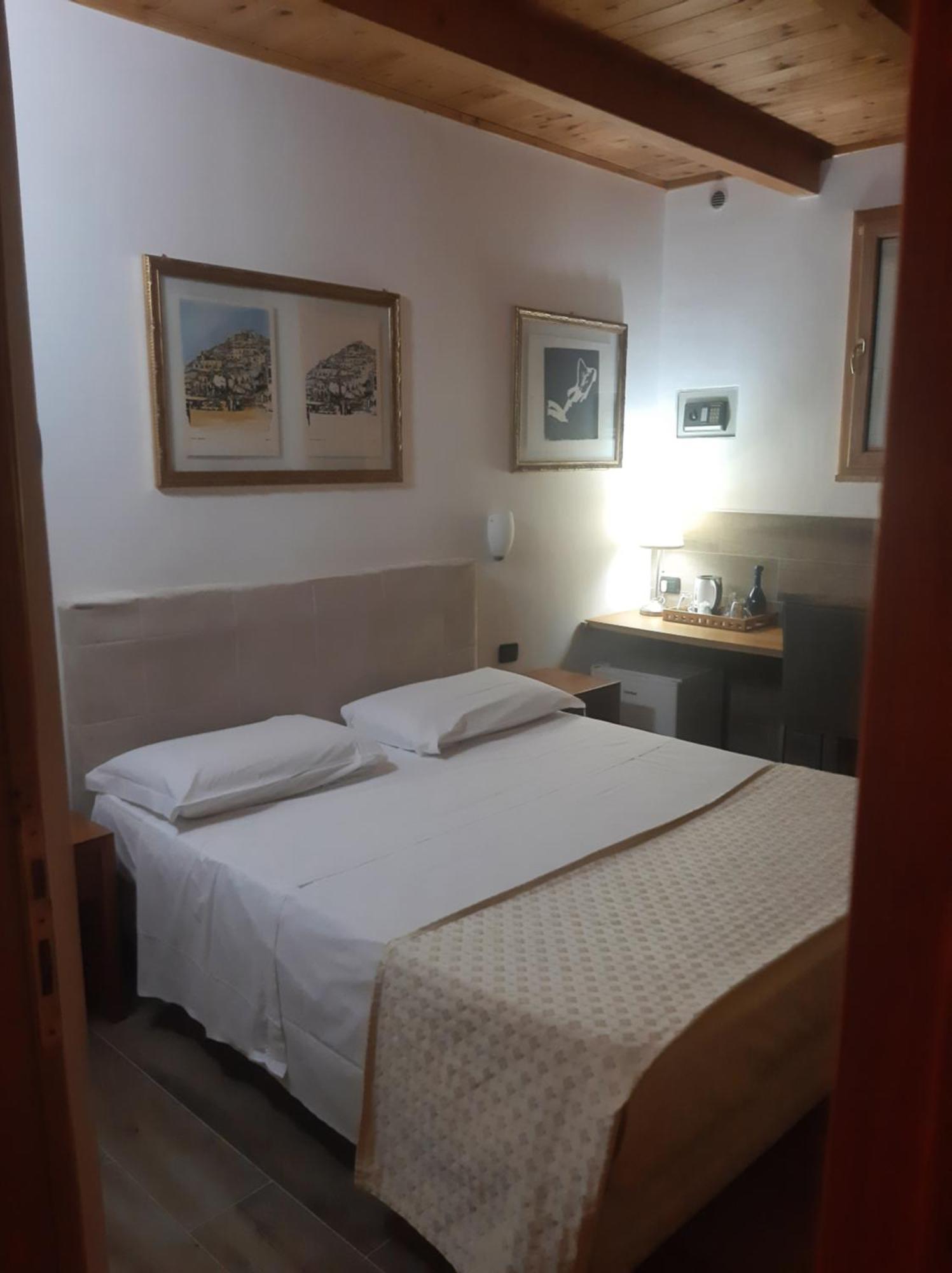 Villa Mola Bed And Breakfast Corbara  Exterior photo
