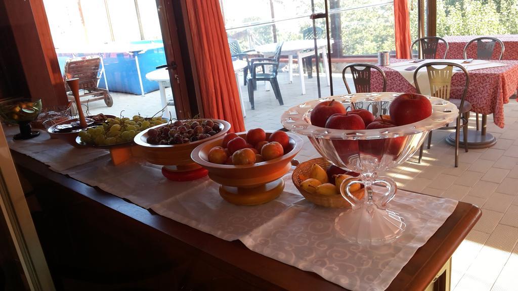 Villa Mola Bed And Breakfast Corbara  Exterior photo